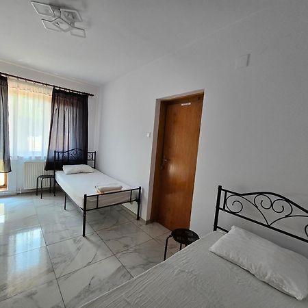 בוקרשט Z Villa מראה חיצוני תמונה
