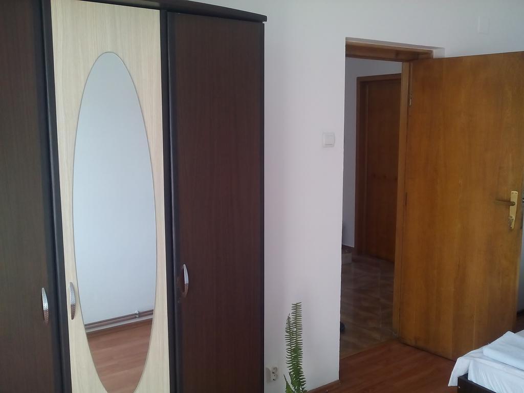 בוקרשט Z Villa חדר תמונה